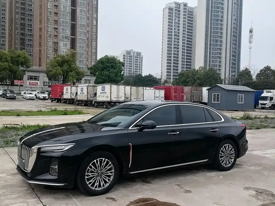 Hongqi H5 Hongqi H5 2023 1.5T DCT Zhilian Qiyun Edition 2023 — фото 1, купить с доставкой в Москву
