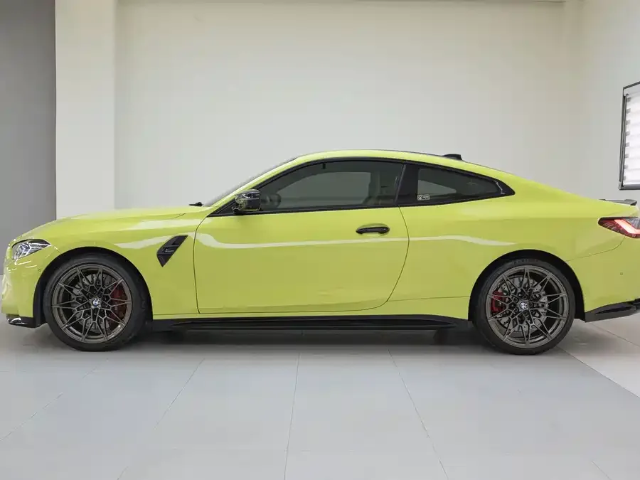BMW M4 2022 M4 Coupe Thunder Edition 2022 — миниатюра 4
