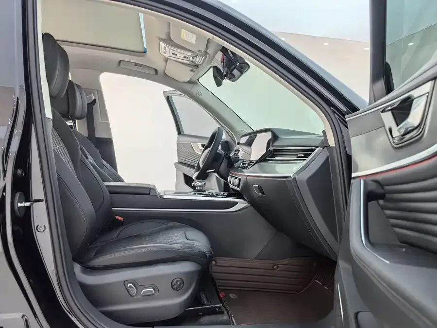 Hongqi HS5 Hongqi HS5 2023 2.0T Flagship Pro Edition 2023 — миниатюра 2