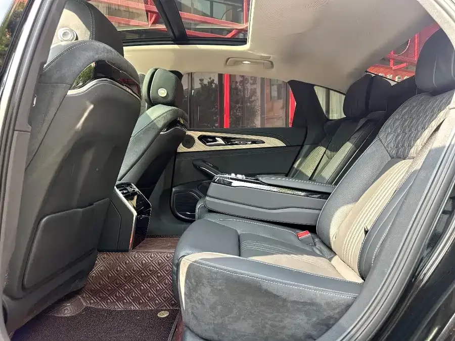 Hongqi H9 Hongqi H9 2020 2.0T Zhilian Qichang Edition 2023 — миниатюра 5