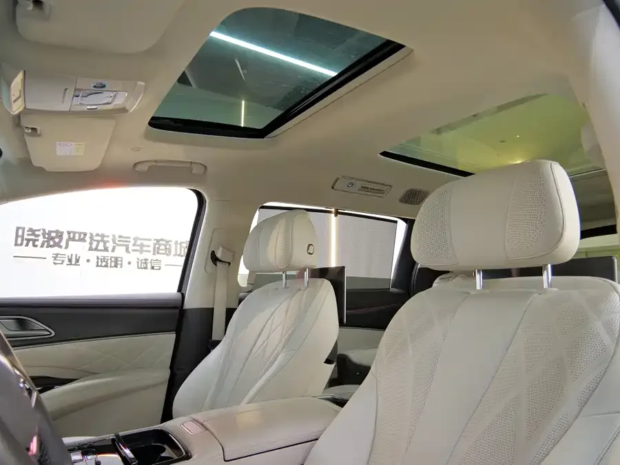 BYD D9 Denza D9 2025 DM-i Intelligent Driving Edition 1020 Four-Wheel Drive Flagship Model 2025 — миниатюра 3