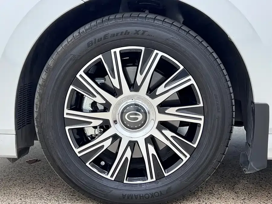 GAC Trumpchi M8 Trumpchi Aspiration M8 2026 Master LiDAR Edition 2025 — миниатюра 3