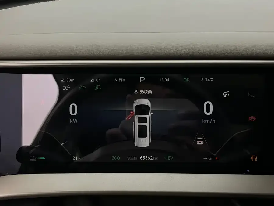 BYD D9 DENZA D9 2022 DM-i 1040 Premium Edition 2023 — миниатюра 4