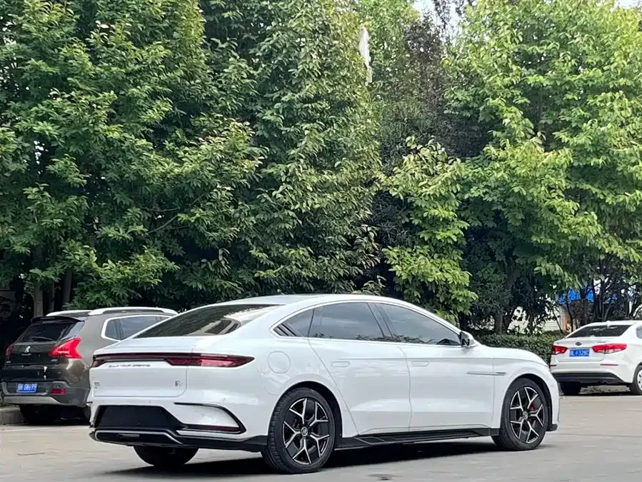 BYD Second-hand Han 2022 EV Genesis Edition 715KM Front-wheel Drive Premium Edition 2022 — миниатюра 4