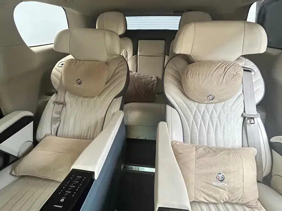 Buick GL8 2023 ES Lu Zun Comfort Edition 2024 — миниатюра 2