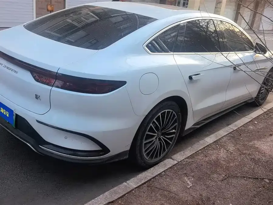 BYD Second-hand Han 2022 DM-i 121KM Premium Edition 2023 — миниатюра 3