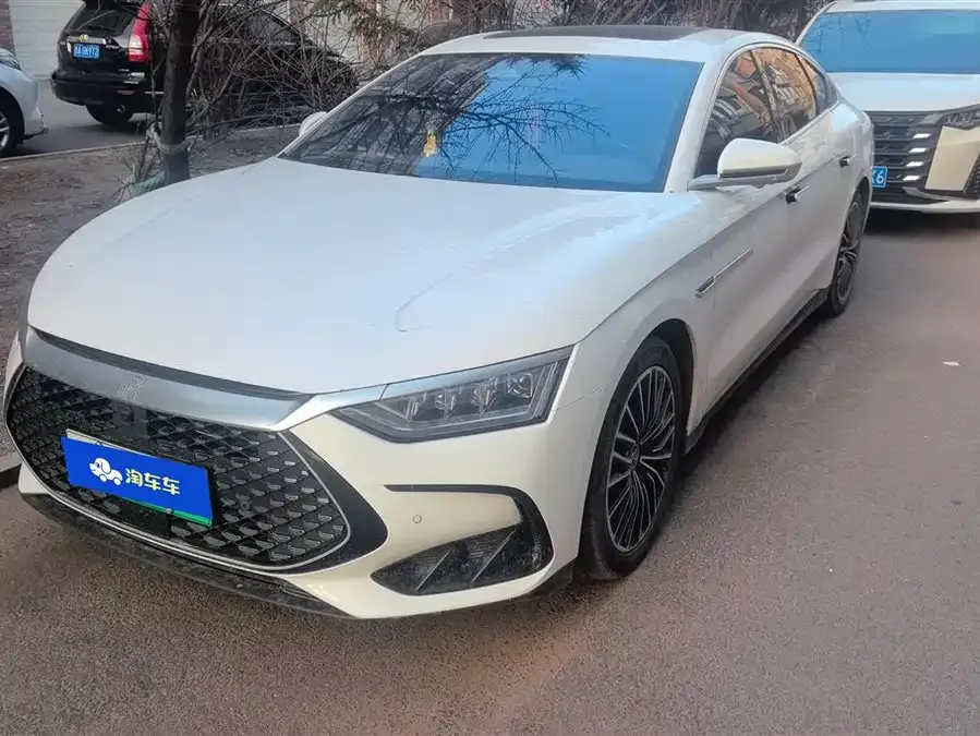 BYD Second-hand Han 2022 DM-i 121KM Premium Edition 2023 — фото 1, купить с доставкой в Москву