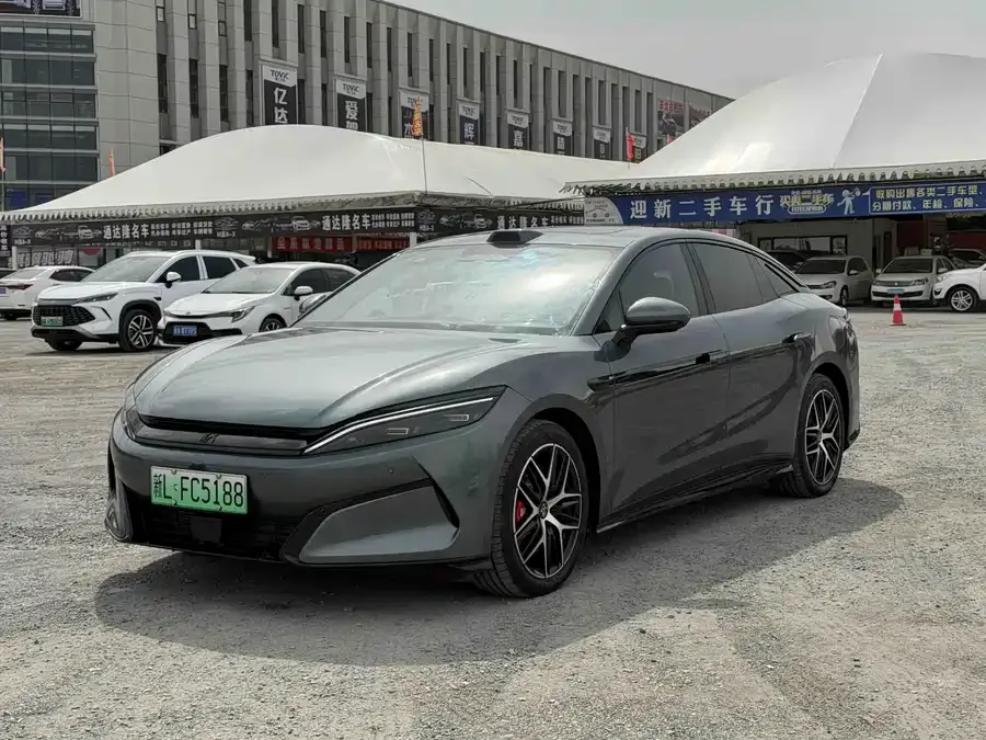 BYD Han L 2025