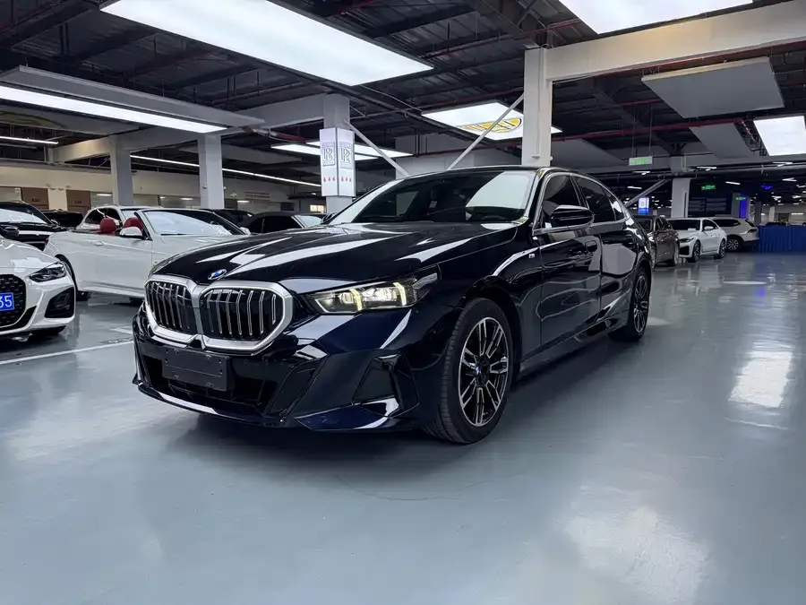 BMW 5 Series 2026