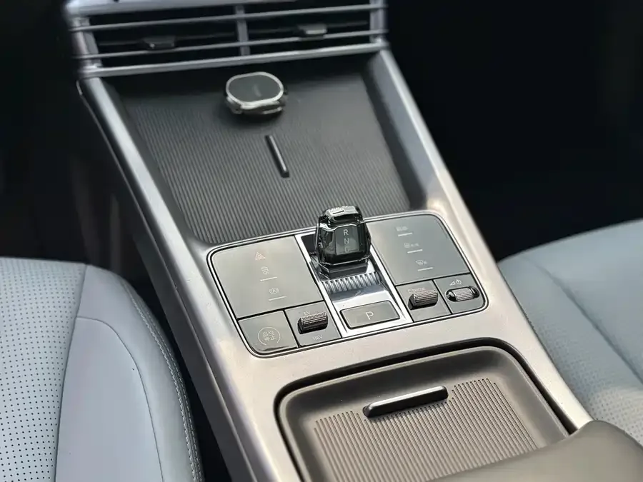 BYD seal Haibao 2023 DM-i 1.5L 121km Elite 2024 — миниатюра 4