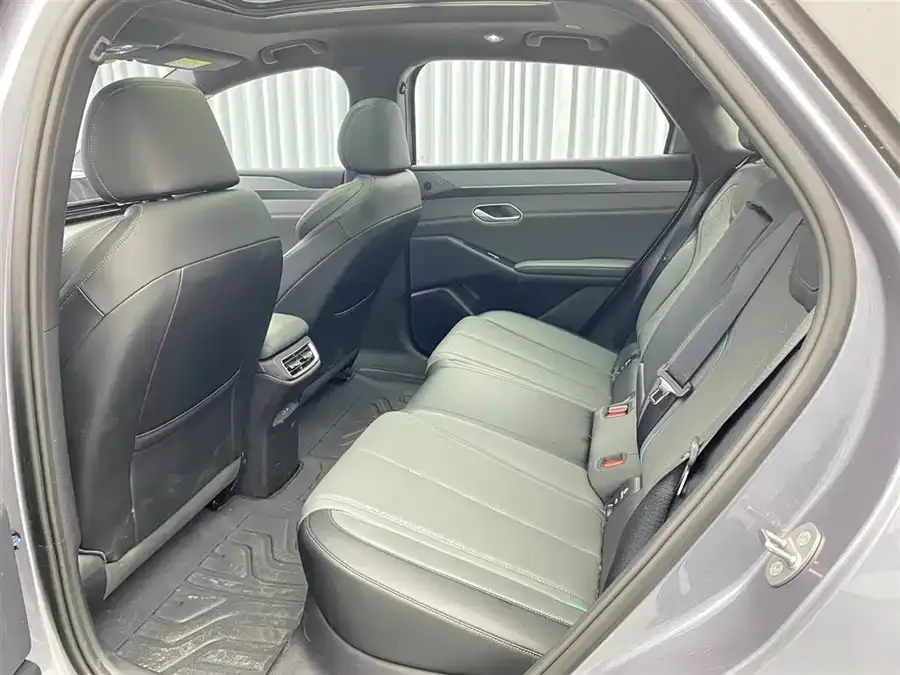 BYD Qin L Qin L 2025 EV 545KM Cloud Carriage Edition 2025 — миниатюра 3