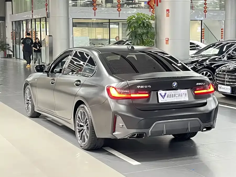 BMW 3 Series BMW 3 Series 2023 330Li M Sport Night Edition 2025 — миниатюра 5
