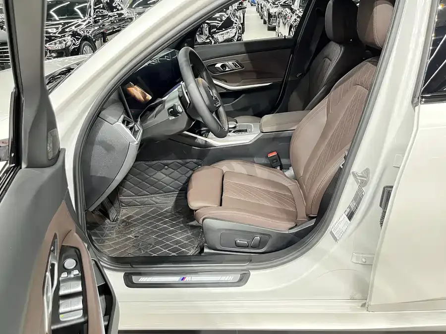 BMW 3 Series BMW 3 Series 2024 325Li M Sport Night Edition 2025 — миниатюра 4