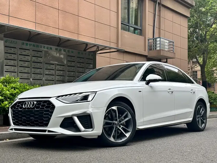 Audi a4 l 2022