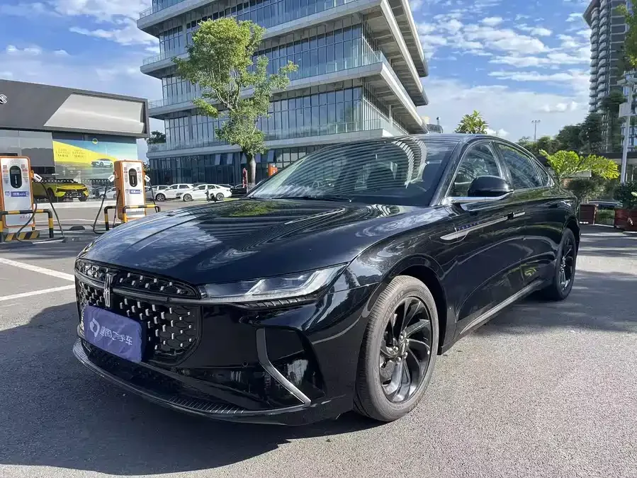 Lincoln Z 2024 2.0T 2WD Premium Hybrid Edition 2024 — фото 1, купить с доставкой в Москву