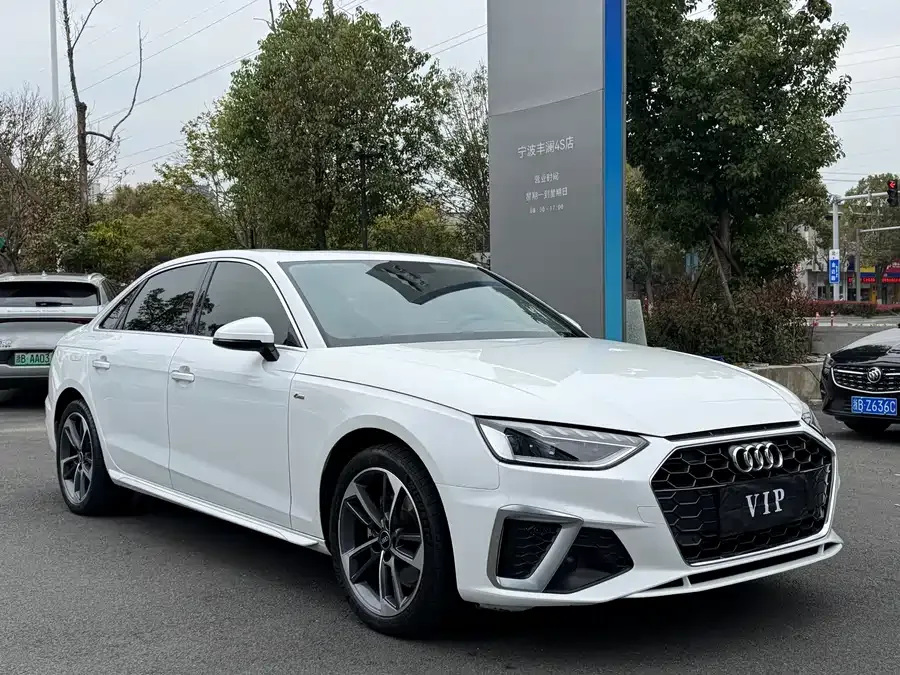 Audi a4 l 2024 40 TFSI Fashion Dynamic Edition 2024 — миниатюра 3