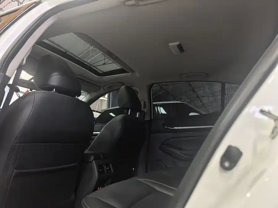 Nissan Altima Teana 2024 2.0L XE True Heart Edition 2025 — миниатюра 4