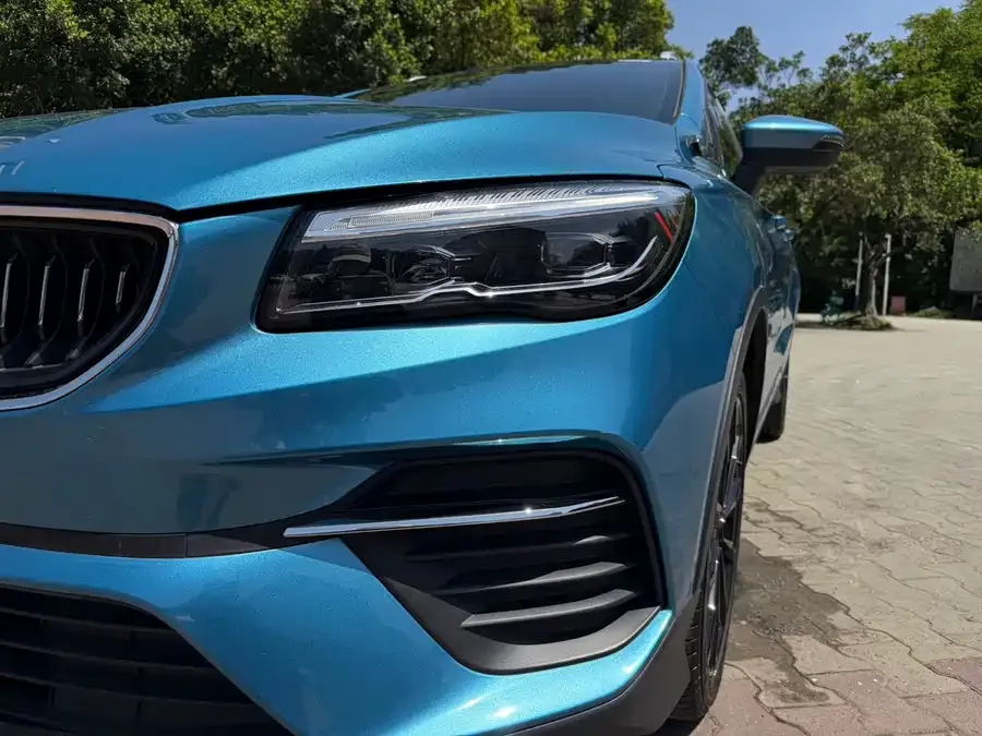 Geely Emgrand S Emgrand S 2021 1.4T CVT Premium Edition 2022 — миниатюра 3