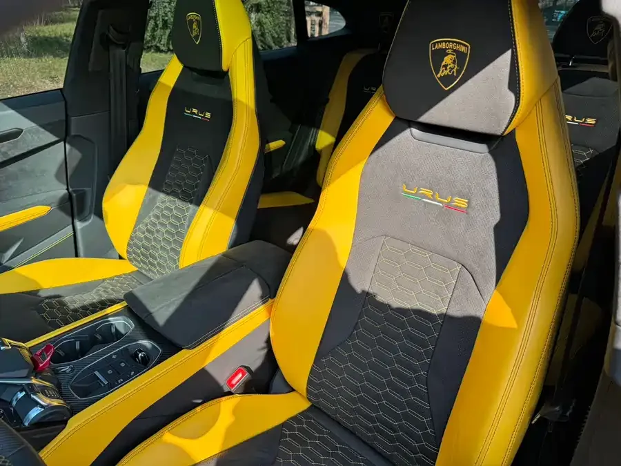 Lamborghini Urus Urus 2021 4.0T V8 2022 — миниатюра 4