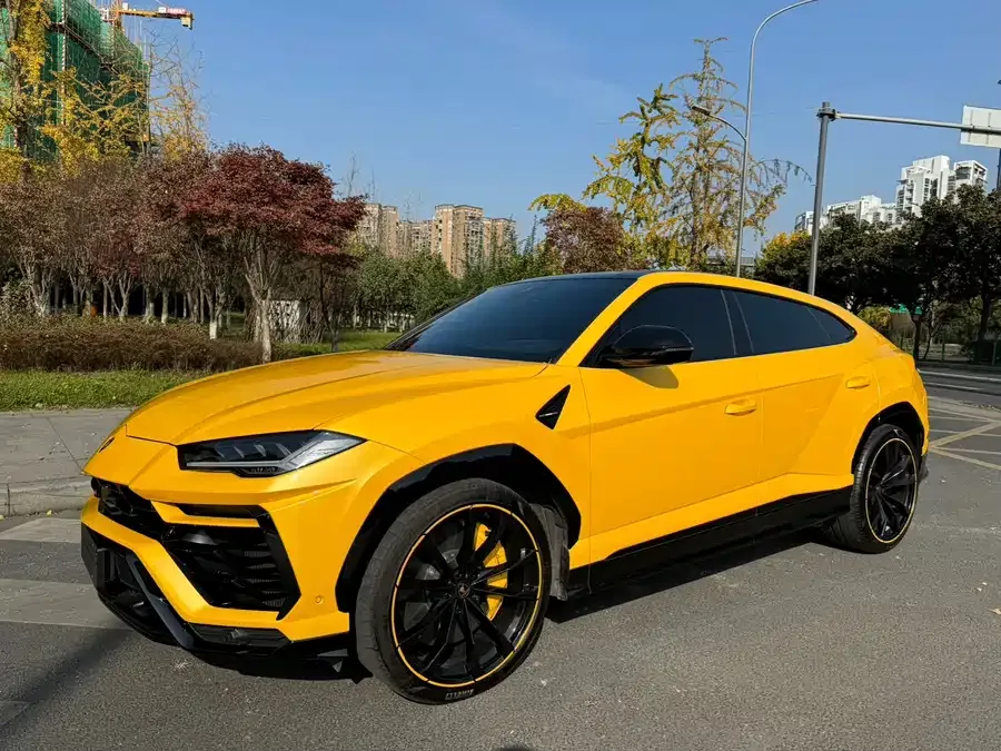 Lamborghini Urus 2022