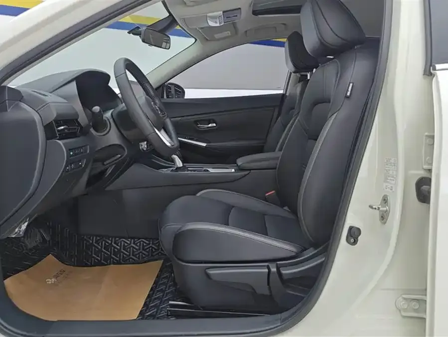 Nissan Sylphy Sylphy 2022 1.6L XL CVT Enjoy Edition 2022 — миниатюра 3
