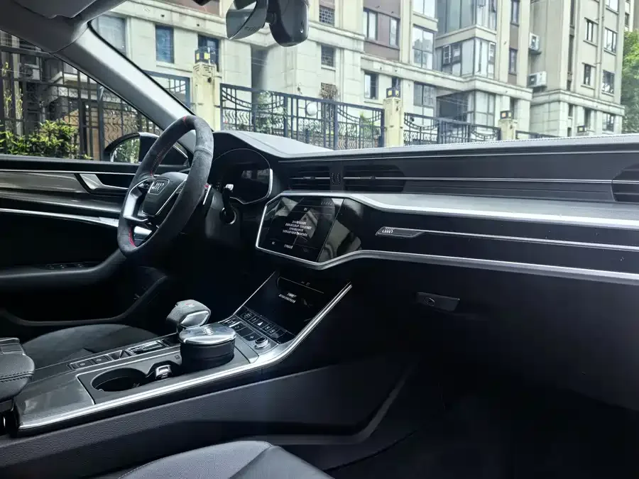 Audi A6 2023 Audi A6 (Imported) Avant Pioneer 40 TFSI Luxury Dynamic Edition 2023 — миниатюра 3