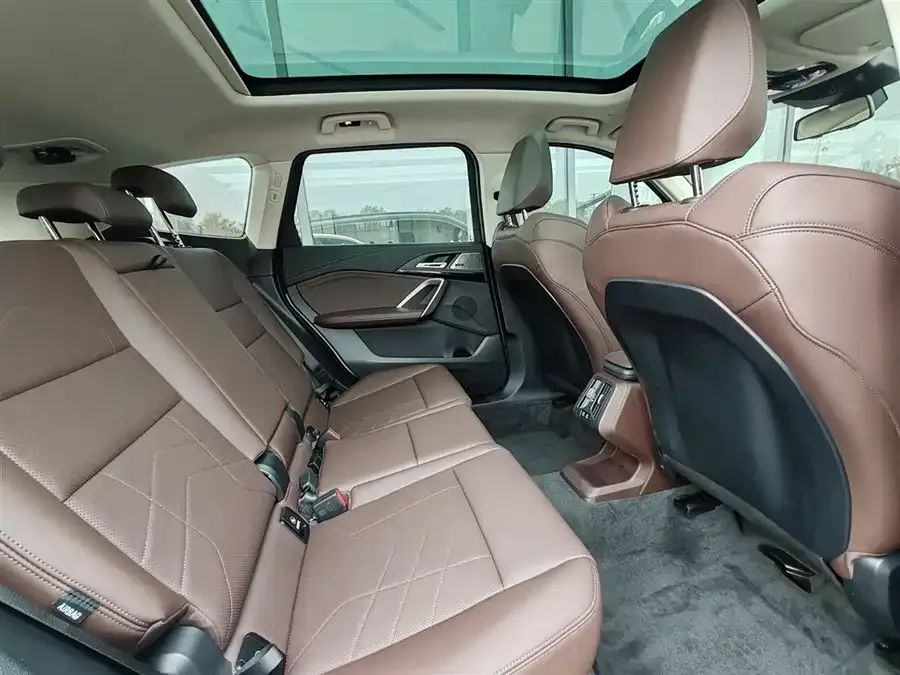 BMW X1 2025 sDrive25Li X Design Package 2025 — миниатюра 4