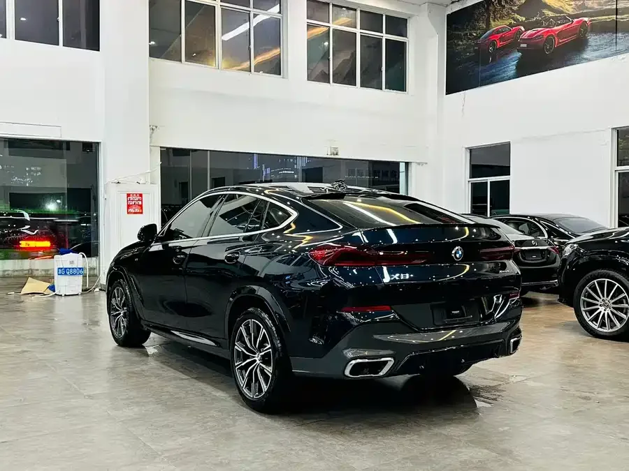 BMW X6 2022 facelift xDrive40i M Sport package 2022 — миниатюра 4