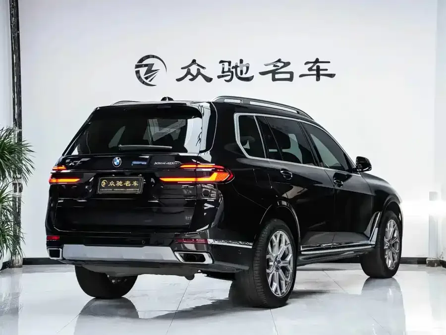 BMW X7 2023 xDrive40i Leading Luxury Package 2023 — миниатюра 4