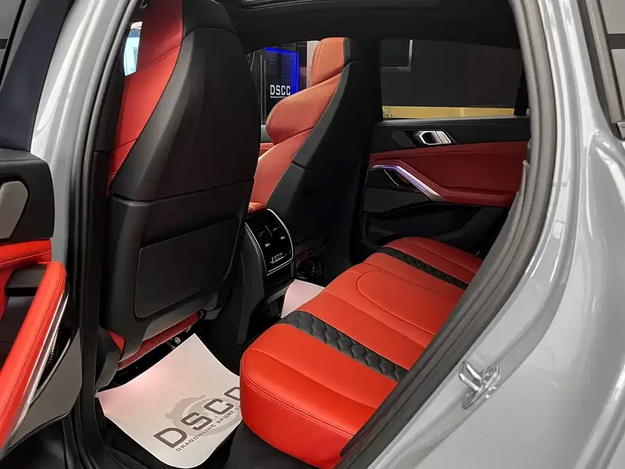 BMW X6 M BMW X6 M 2023 X6 M Thunder Edition 2024 — миниатюра 4