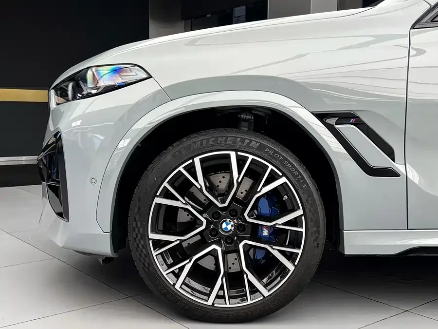 BMW X6 M BMW X6 M 2023 X6 M Thunder Edition 2024 — миниатюра 5