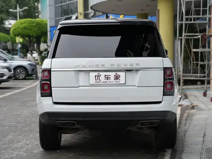 Land Rover Range Rover Range Rover 2022 3.0 L6 360PS Legend Edition 2022 — миниатюра 5