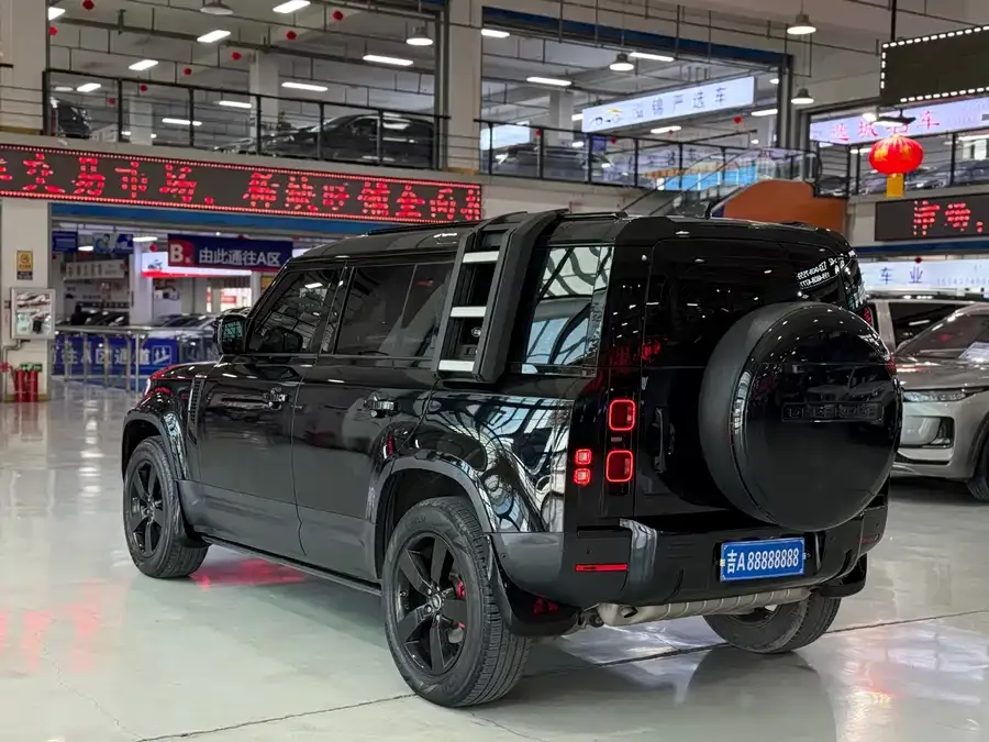 Land Rover guard Land Rover Defender 2022 110 P400 X 2022 — миниатюра 2