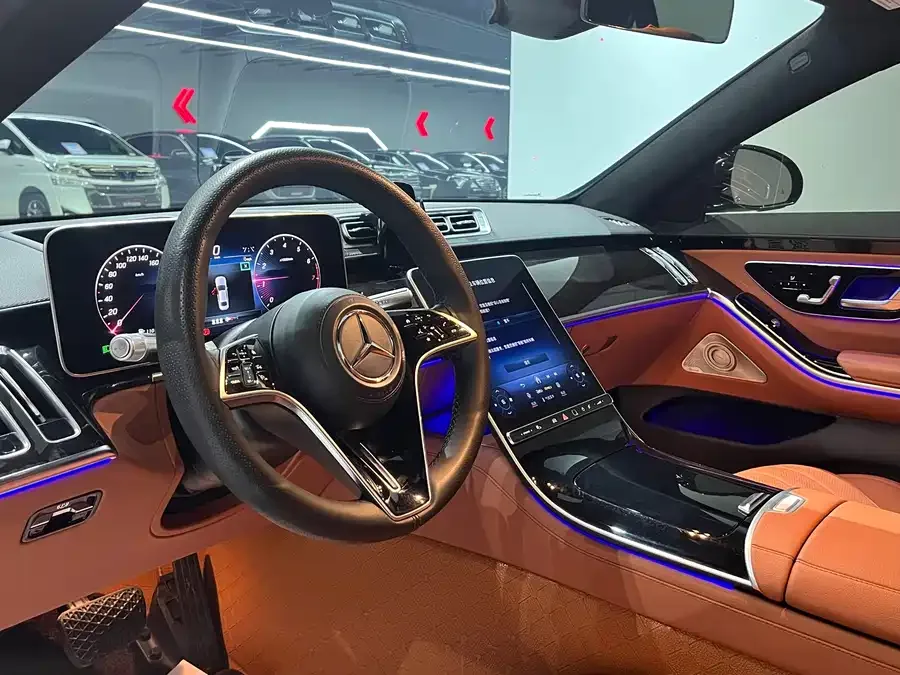 Mercedes-Benz S-Класс Mercedes-Benz S-Class 2022 facelift S 400 L luxury model 2023 — миниатюра 3