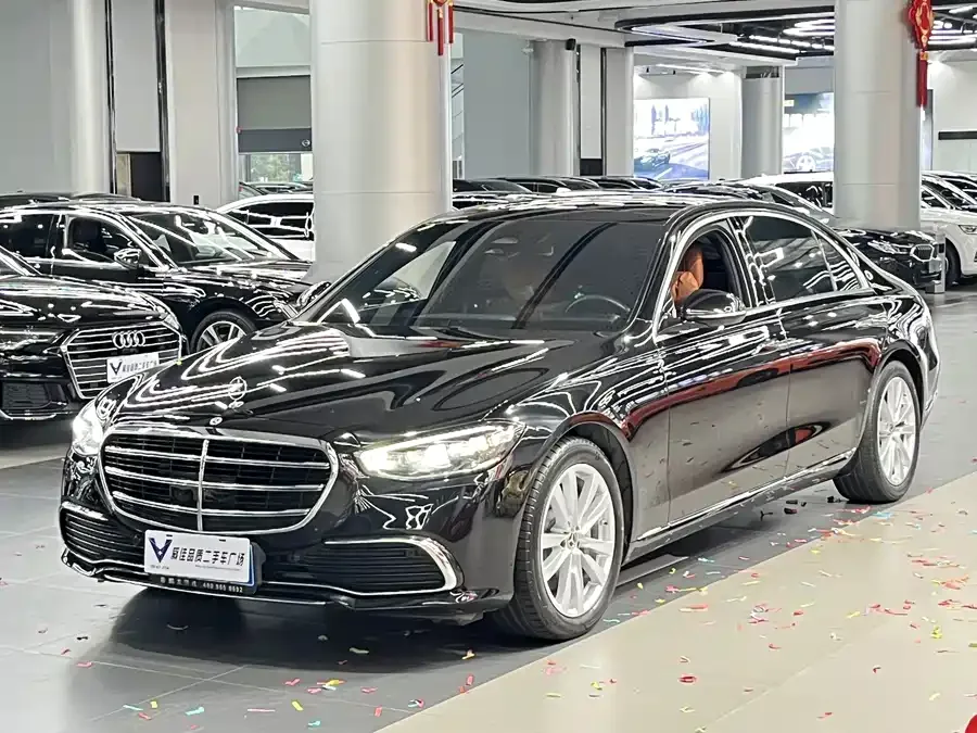 Mercedes-Benz S-Класс 2024