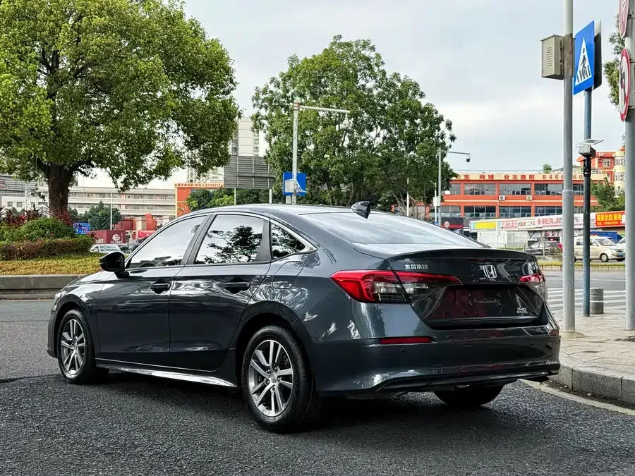 Honda Civic 2023 Civic 240TURBO CVT Sporty Control Special Edition 2023 — миниатюра 2