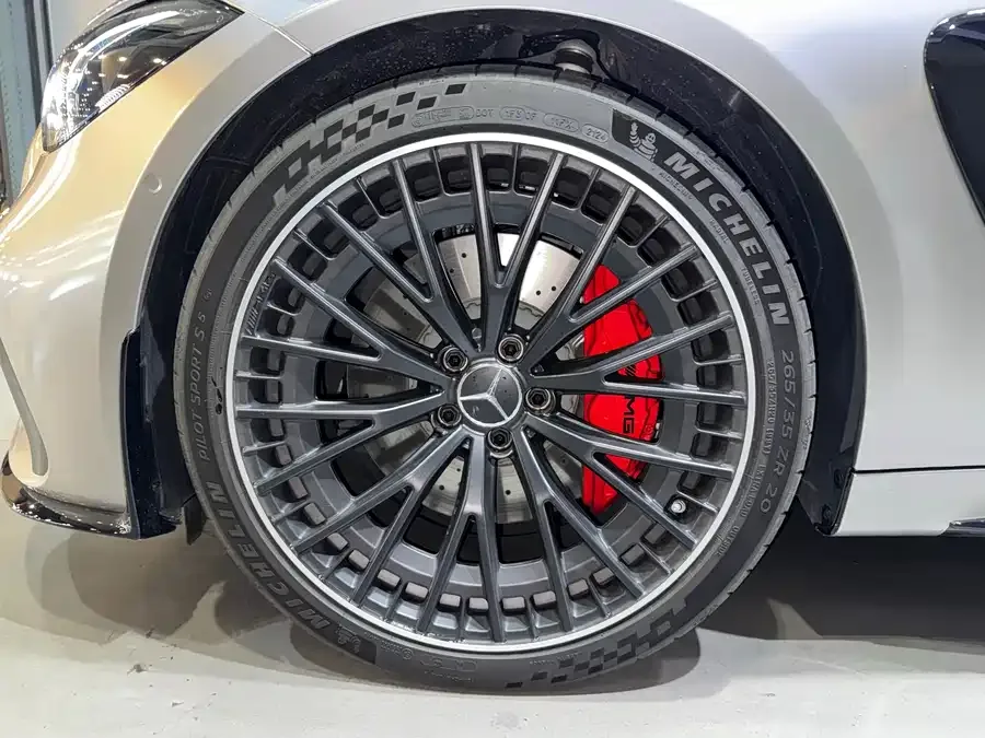 Mercedes-Benz CLE AMG Mercedes-Benz CLE AMG 2024 AMG CLE 53 4MATIC+ Coupe 2025 — миниатюра 2
