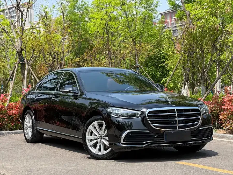 Mercedes-Benz S-Класс 2024
