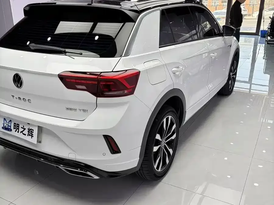 Volkswagen T-ROC T-ROC 2022 280TSI DSG 2WD R-Line Pro PLUS 2023 — миниатюра 4