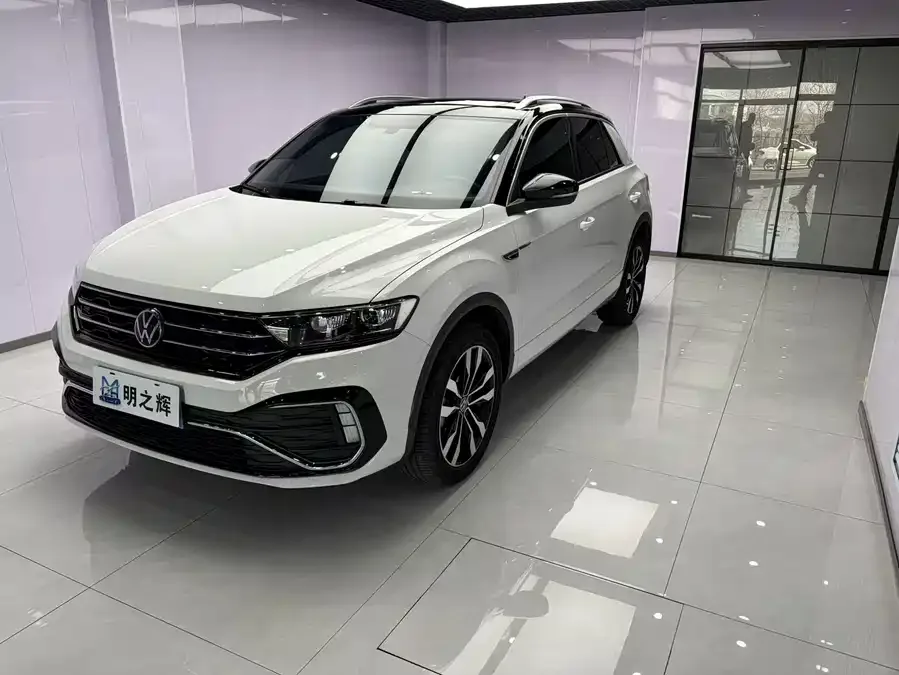 Volkswagen T-ROC T-ROC 2022 280TSI DSG 2WD R-Line Pro PLUS 2023 — фото 1, купить с доставкой в Москву