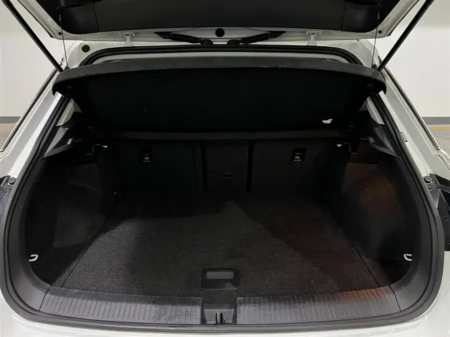 Volkswagen T-ROC T-ROC 2022 280TSI DSG 2WD Comfort PLUS 2023 — миниатюра 4
