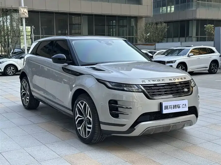 Land Rover Range Rover Aurora 2024 Range Rover Evoque L SE Yuguang Honor Edition 2025 — миниатюра 2