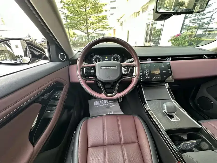 Land Rover Range Rover Aurora 2024 Range Rover Evoque L SE Yuguang Honor Edition 2025 — миниатюра 5