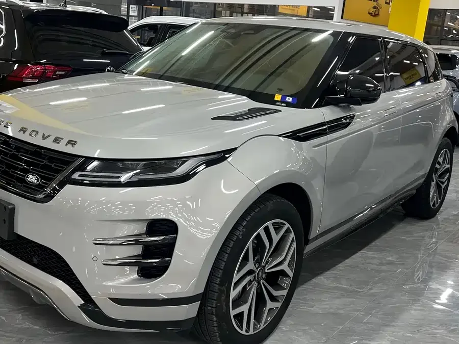 Land Rover Range Rover Aurora 2024 Range Rover Evoque L SE Yuguang Honor Edition 2024 — миниатюра 3