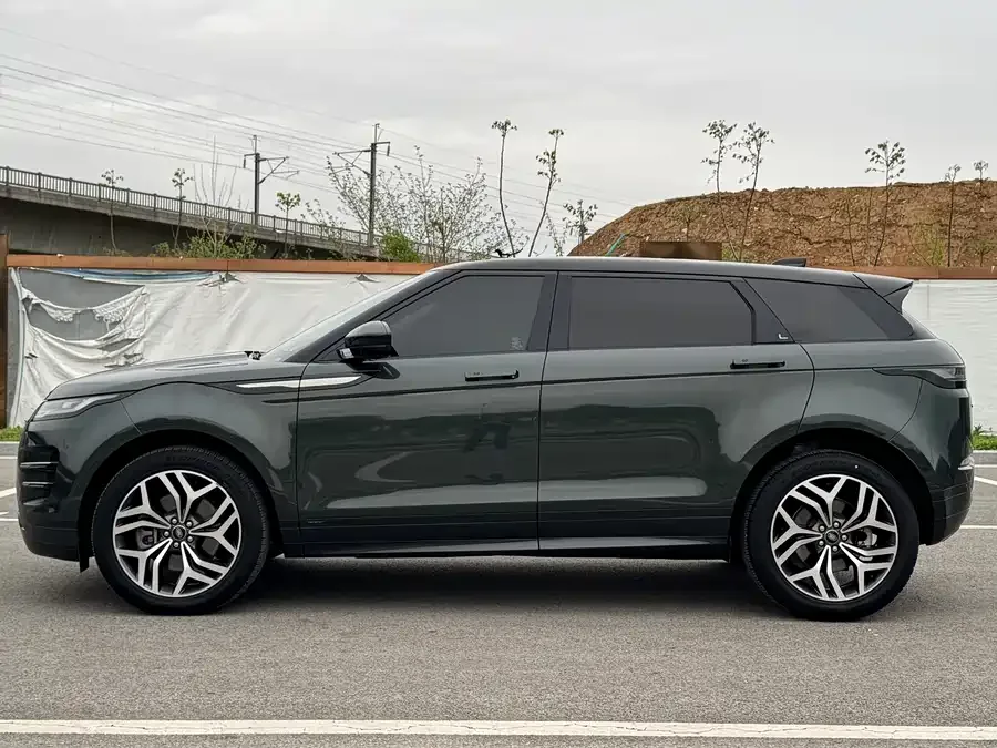 Land Rover Range Rover Aurora Range Rover Evoque 2022 Evoque L 249PS R-Dynamic Deluxe Edition 2022 — миниатюра 2