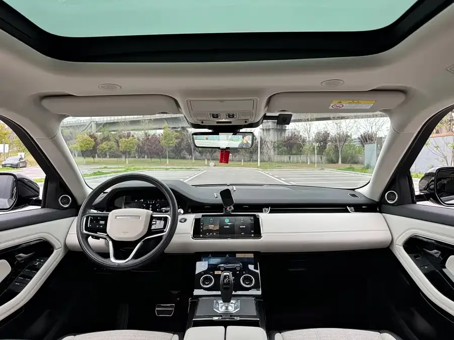 Land Rover Range Rover Aurora Range Rover Evoque 2022 Evoque L 249PS R-Dynamic Deluxe Edition 2022 — миниатюра 3