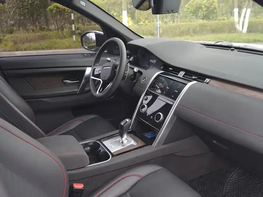 Land Rover Pre-owned Discovery Sports Discovery Sport 2022 249PS R-Dynamic S Performance Edition 5 Seaters 2022 — миниатюра 4