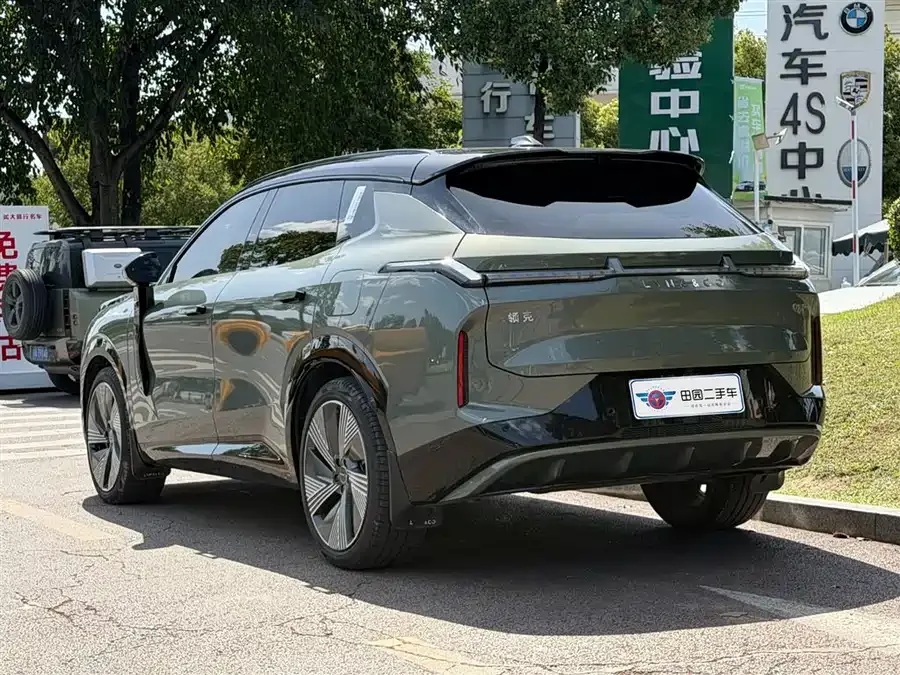 Lynk & Co 08 EM-P Lynk & Co 08 EM-P 2023 model 245km ultra-long range Halo 2024 — миниатюра 4