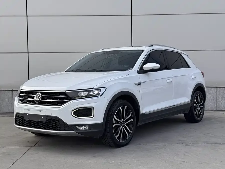 Volkswagen T-ROC T-ROC 2022 280TSI DSG 2WD Comfort PLUS 2023 — фото 1, купить с доставкой в Москву