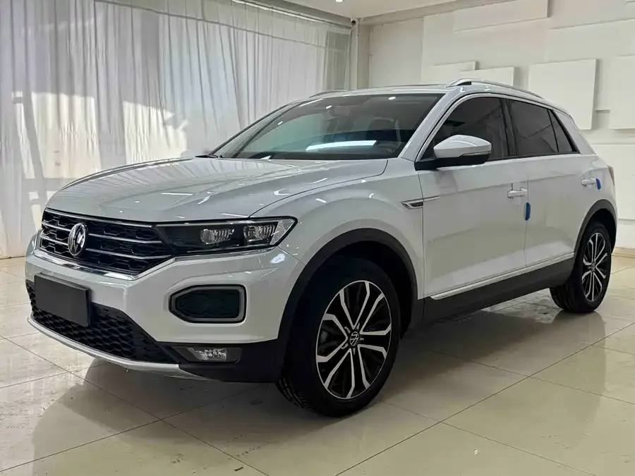 Volkswagen T-ROC T-ROC 2022 280TSI DSG 2WD Comfort PLUS 2022 — фото 1, купить с доставкой в Москву